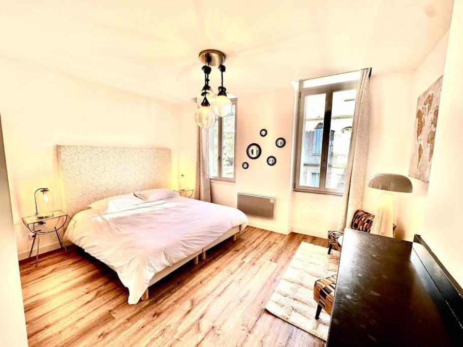 Appartement Elegance Lauragaise * Wifi * Netflix * Terrasse à Villefranche-de-Lauragais Extérieur photo